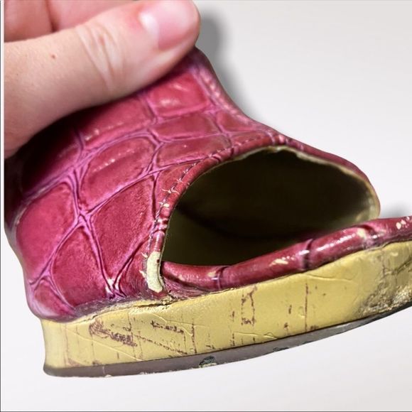 Jennifer & JENNIFER | Reptile Skin Style Square Toed Heels - Picture 3 of 10